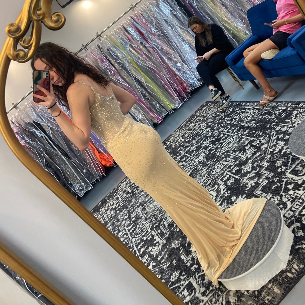 ASHLEY LAUREN PROM DRESS